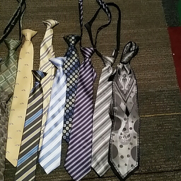 16 LOT of ties..Perry Ellis - Picture 2 of 3